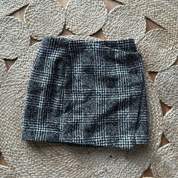 Fall checkered Skort by H&M - Picture 1 of 1